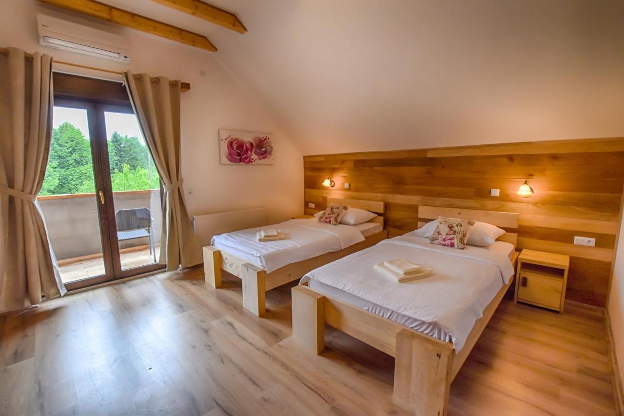 Villa Stone 1 Rakovica Esterno foto